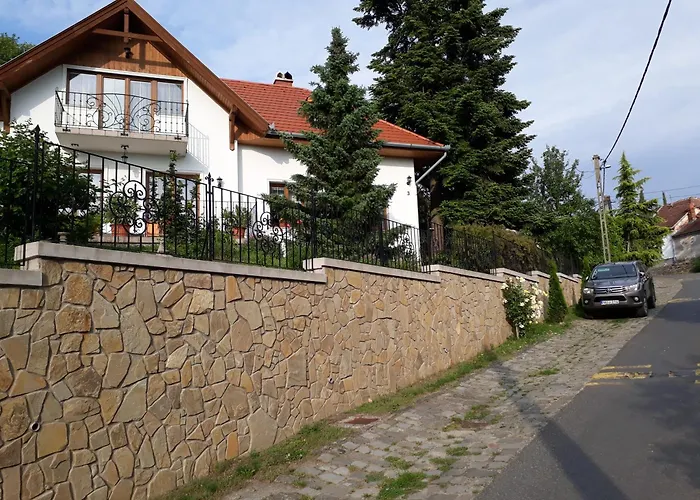 Boni * Balatonboglár